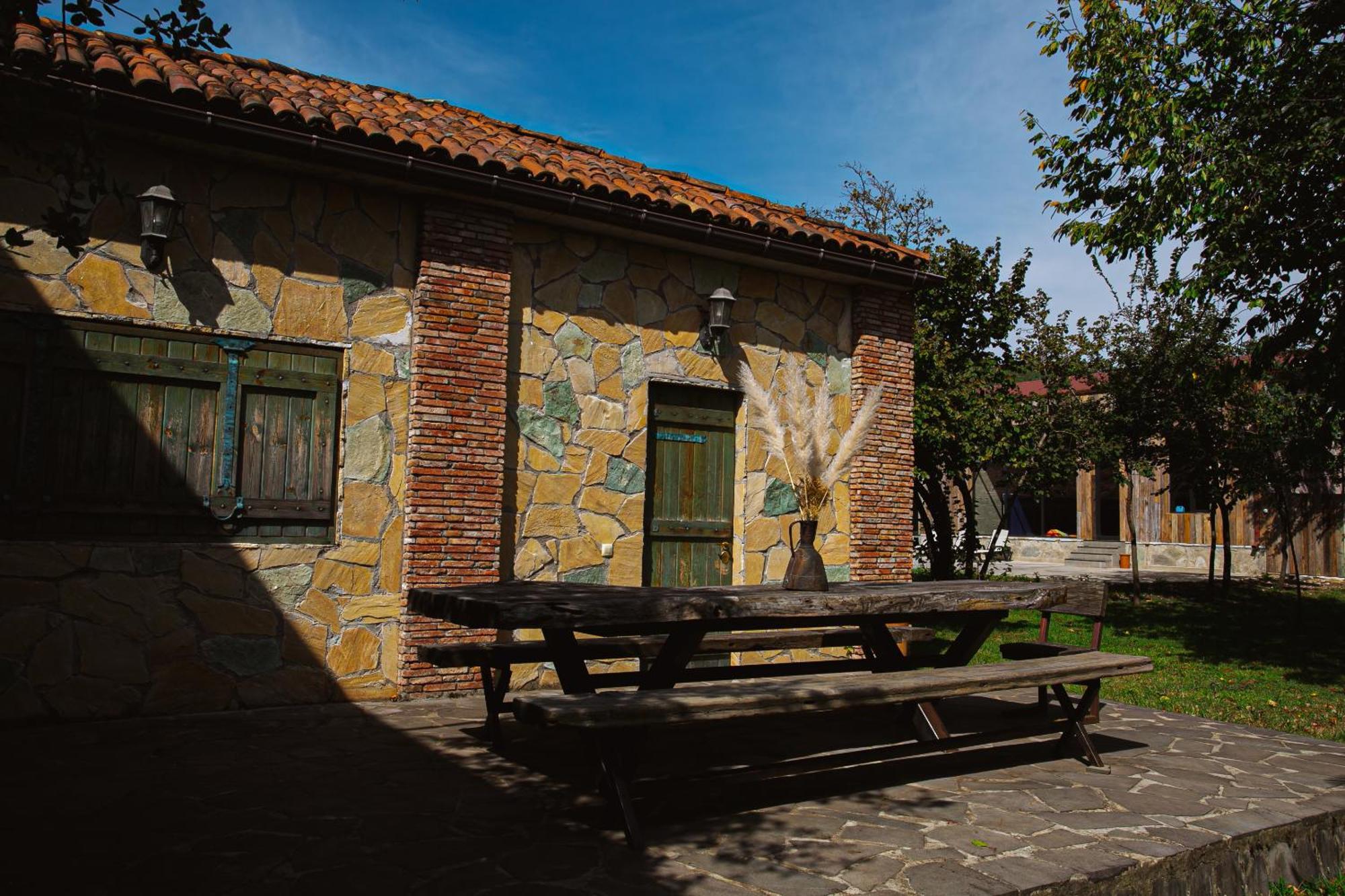 Ethno Sazano Hotel Εξωτερικό φωτογραφία